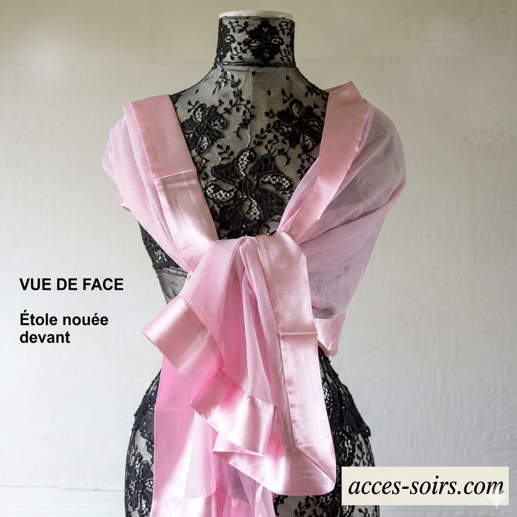 Les meilleures étoles en mousseline de soie sont à retrouver dans la collection Acces Soirs